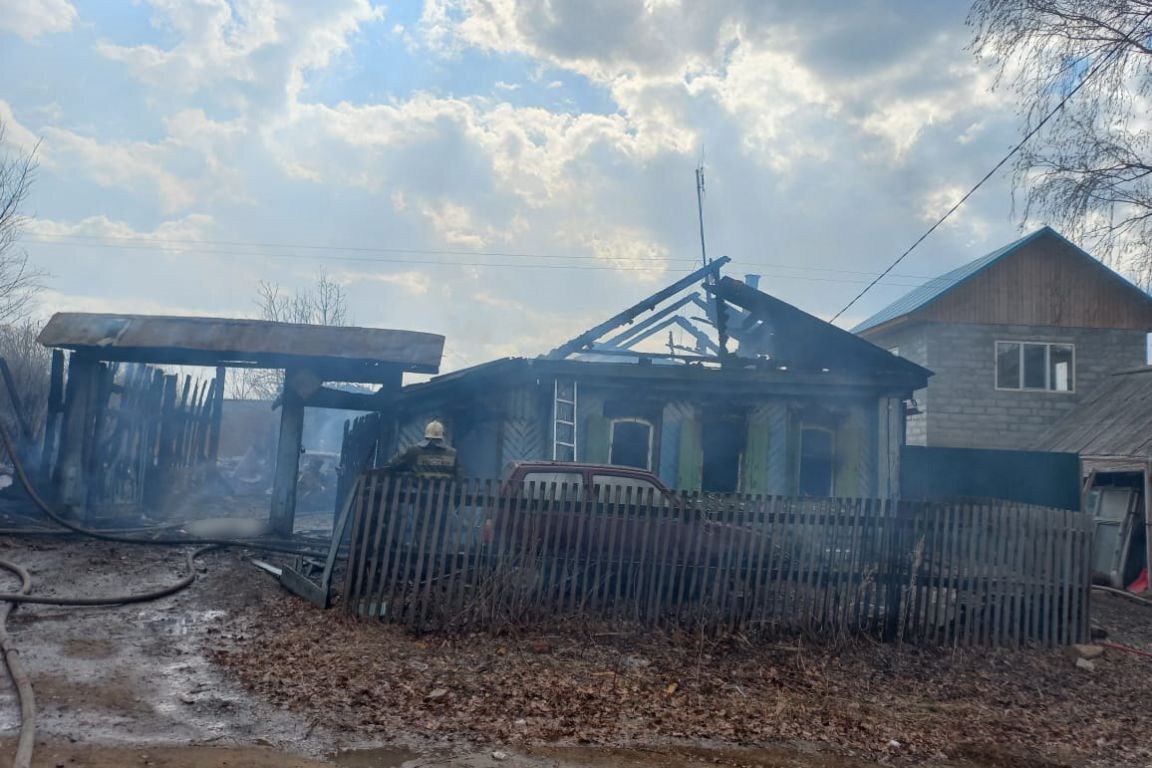 В Реже в частном доме сгорел школьник - «Уральский рабочий»